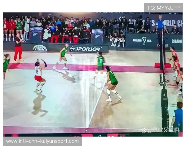 排球男队主攻暴扣全场，气势压倒对手